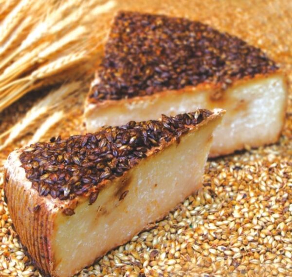 オッチェッリ 燕麦ウィスキー チーズ 約300g OCCELLI AL MALTO D'ORZO E WHISKY