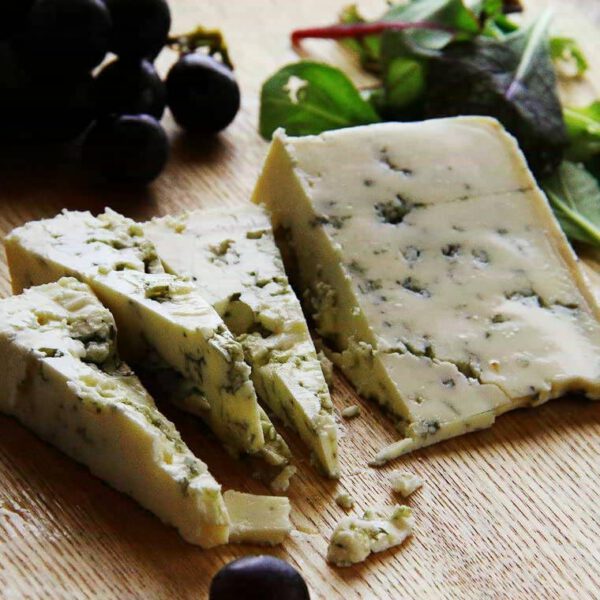 フランス産 ブルー ド ヴェルニュ 約60g 青カビ チーズ - 画像 (2)
