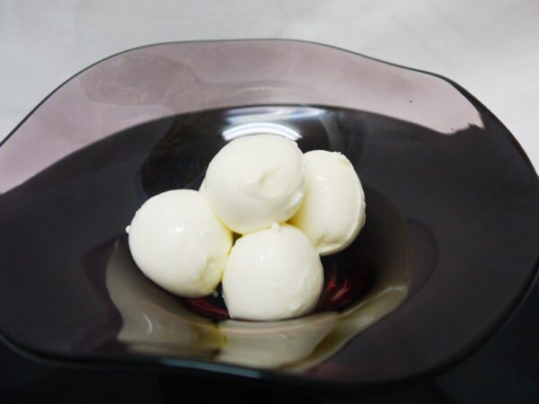 モッツァレラ ディ ブーファラ (水牛) ボッコンチーノ フレッシュ イタリア カンパーニャ州 産 チーズ 250g - 画像 (5)