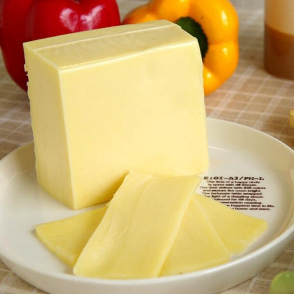 オランダ産 リンドレスゴーダチーズ (500g)