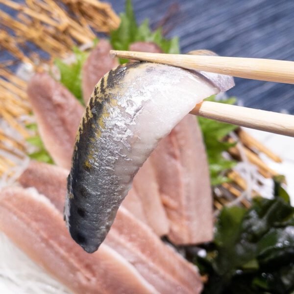 大船渡産 生いわし、イワシ未処理 約1kg(10-13尾)、冷蔵品 - 画像 (3)