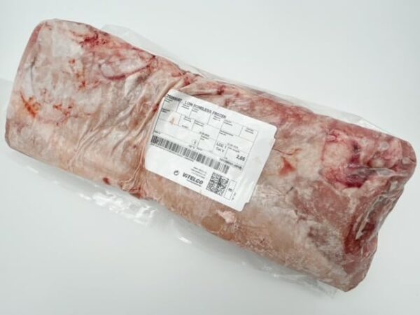 【冷凍】オランダ産ロゼヴィール仔牛ストリップロイン(約2~2.4kg×1本) サーロイン芯 スキンオン バラ先付き 穀物飼育