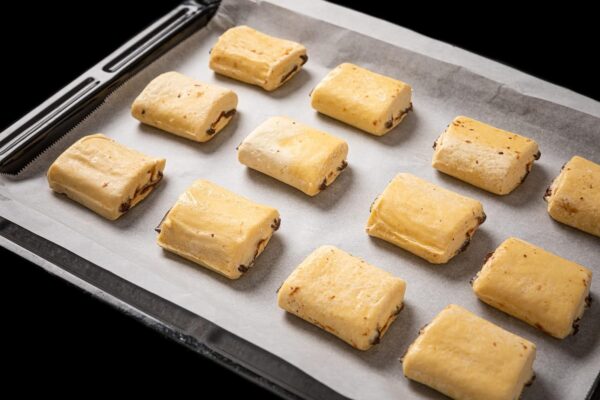 フランス産 ベイクアップ ミニ パン オ ショコラ(発酵不要タイプ) 高級 約30g×180個 冷凍生地 冷凍パン チョコパン - 画像 (2)