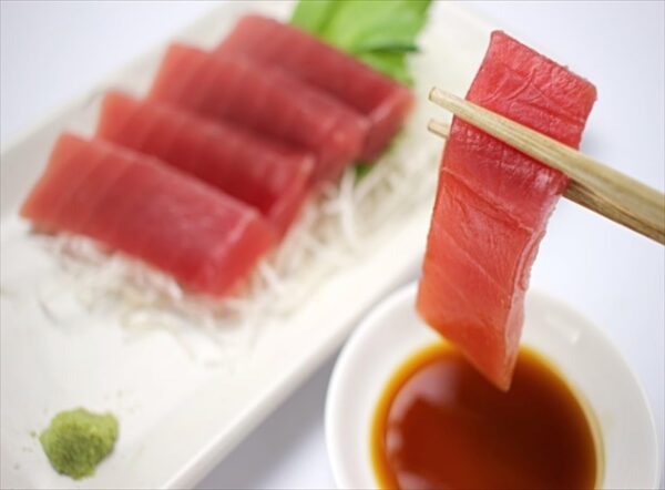 三崎まぐろ 冷凍 上目鉢まぐろ赤身 柵 (500g) - 画像 (6)