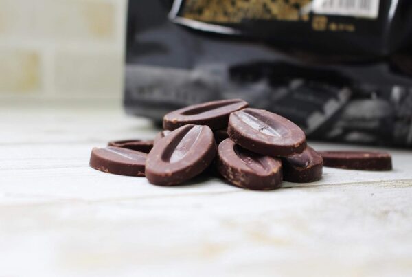 [カカオ分64%] VALRHONA ヴァローナ フェーブ マンジャリ 1kg - 画像 (2)