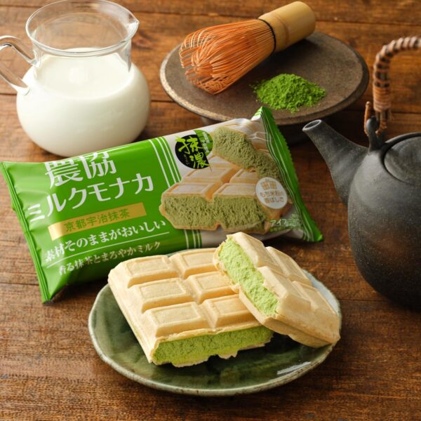 メイトー 農協ミルクモナカ 京都宇治抹茶150ml×24袋 - 画像 (3)